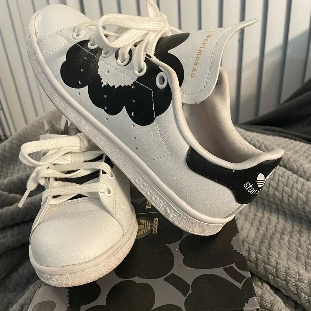 adidas Originals x Marimekko White Sneakers with Black Floral Print